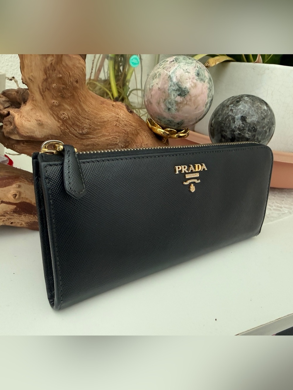 PRADA Vitello Move Black Leather Zip Around Wallet - CERTIFIED AUTHENTIC - Picture 4 of 13